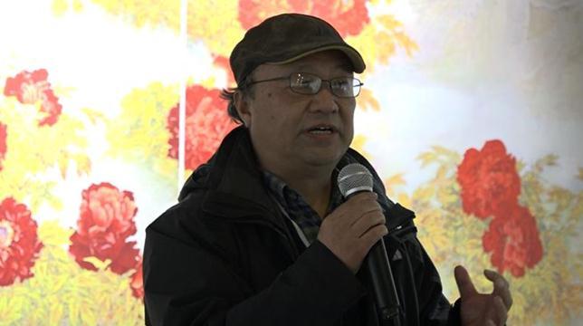 著名画家王宏剑,傅书中先生在讲话中点评了杨一峰先生的艺术风格和