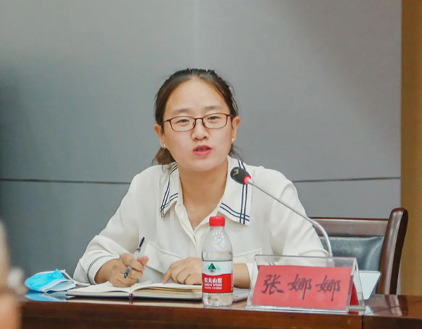 張娜娜.jpg