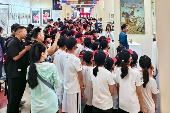 与艺术相约 抄底第25届北京艺术博览会最后黄金席位1889.png